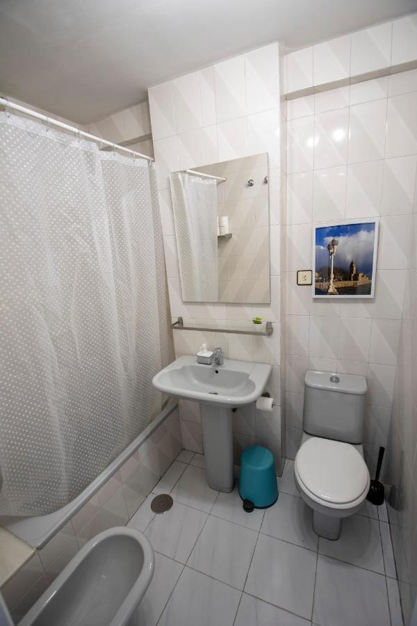 Ferienwohnung 183A Apto En Pleno Centro Con Vistas Al Mar Gijón Exterior foto