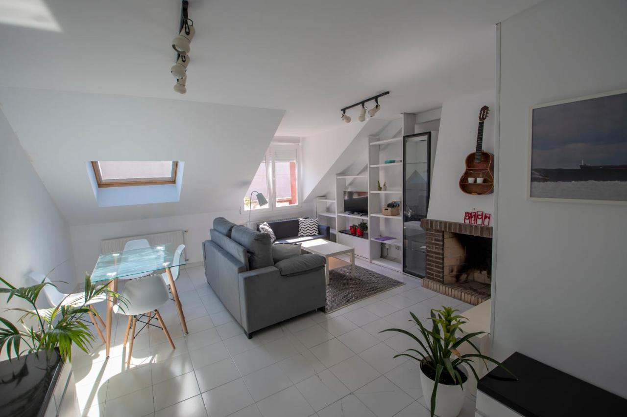Ferienwohnung 183A Apto En Pleno Centro Con Vistas Al Mar Gijón Exterior foto